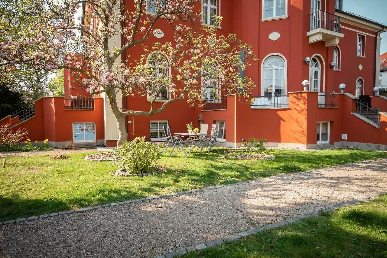 Villa Am Park Apartment Dresden Germany
