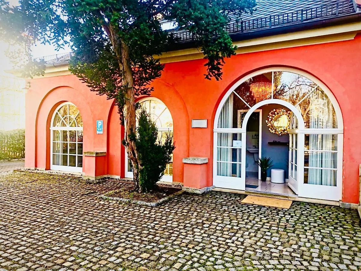 Villa Am Park Apartment Dresden