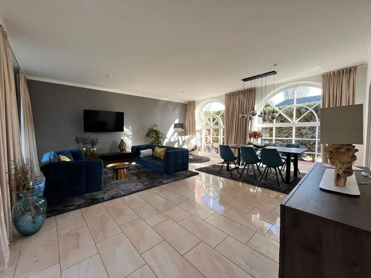 Villa Am Park Apartment Dresden